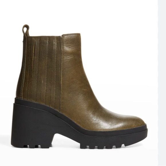 Eileen Fisher Kat olive distressed‎ leather lug sole Chelsea ankle boots size 11 - Picture 8 of 16